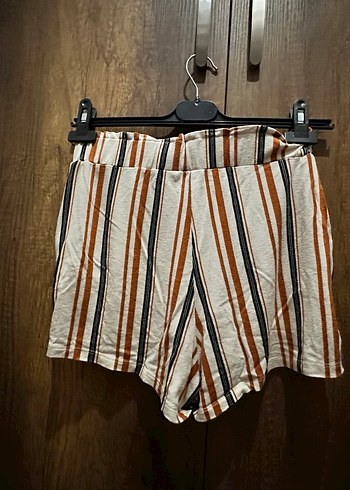 LTB Beli Lastikli Çizgili Mini Şort