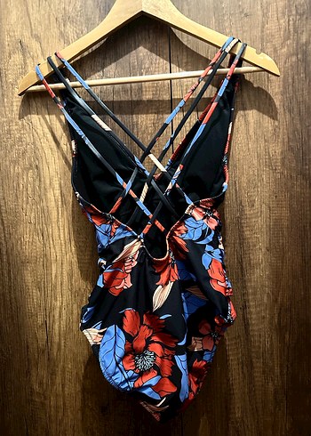 Çiçek Desenli Drapeli Kadın Mayo - Görsel 2