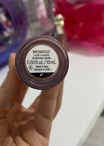 Rare Beauty likit aydınlatıcı - Görsel 2