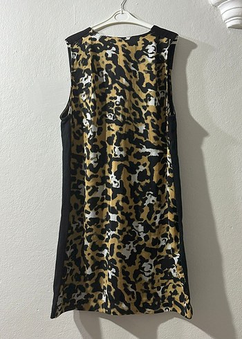 Zara Drapeli, Kolsuz Yılan Desenli Midi Elbise