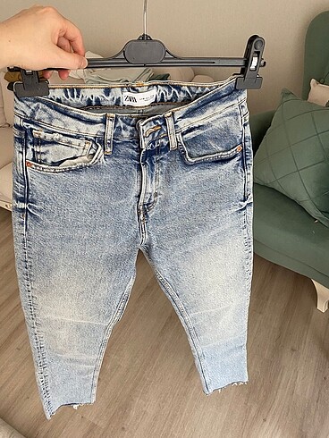 Zara straight jean