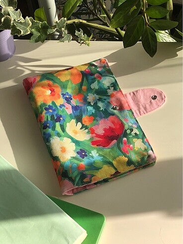 Diğer Pembe Çiçekli Tablet Kılıfı