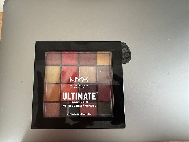 Nyx far