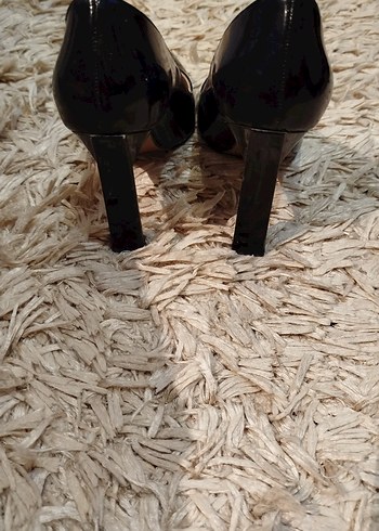 38 Beden Klasik Zarafet Siyah Stiletto Topuklu Ayakkabı