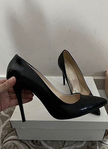 Diğer Siyah rugan 39 numara 10 cm stiletto