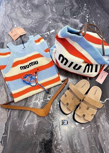 Miu Miu Pastel Desenli Mini Triko Üst