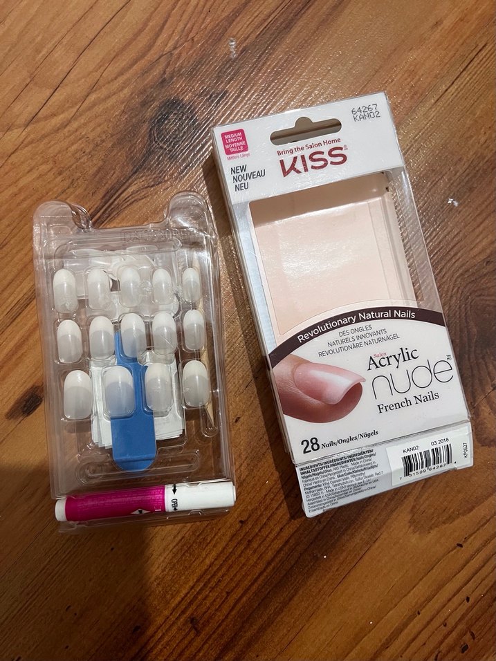 KISS Nude Fransız Akrilik Tırnak Seti YENİ - Görsel 3