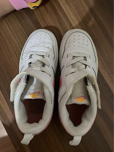 27 Beden beyaz Renk Orjinal adidas kız çocuk ayakkabı