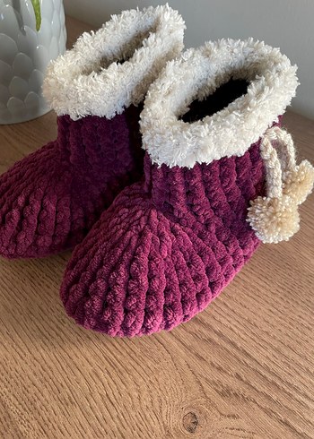 Bordo Nakışlı Kız Çocuk Örgü Ev Terliği - Görsel 7