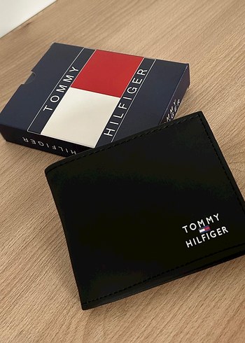Tommy Hilfiger
