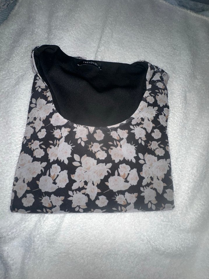 Gri Çiçekli bluz - Görsel 2