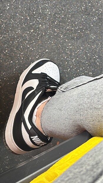 Nike 1 2 defa giyildi