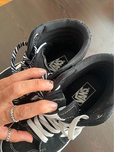 37 Beden siyah Renk Orjinal vans boyunlu sneaker