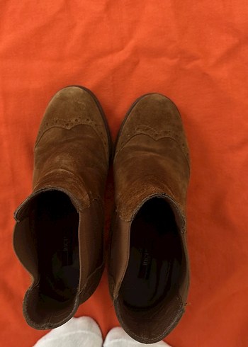 Kahverengi Süet Kadın Dolgu Topuklu Bot - Görsel 2