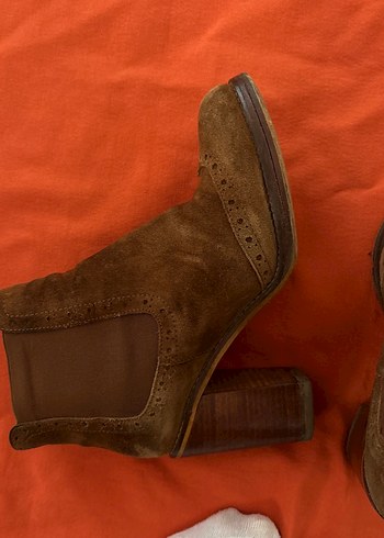 Kahverengi Süet Kadın Dolgu Topuklu Bot - Görsel 3