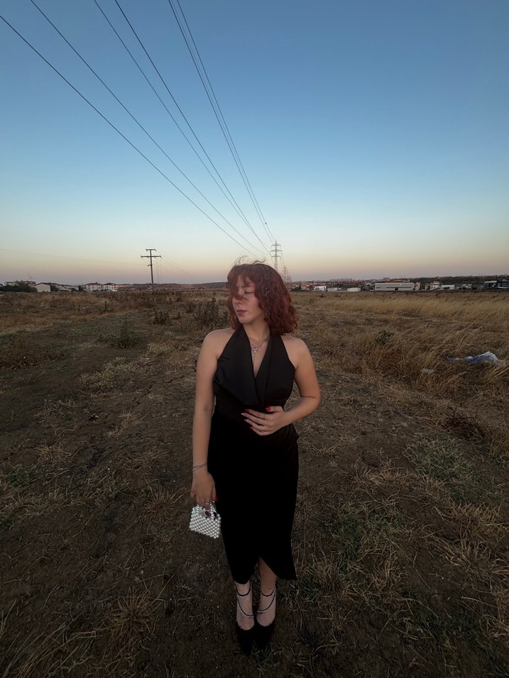 Siyah Drapeli Straplez Uzun Kadın Elbise - Görsel 3