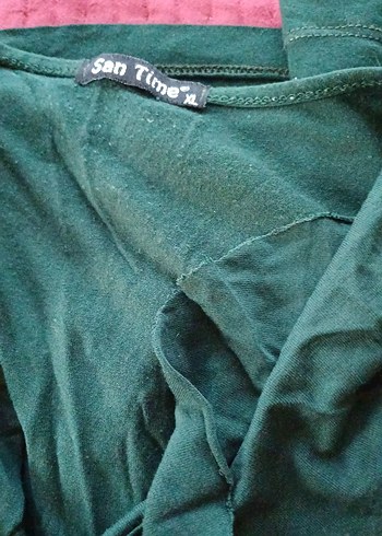 Kısa Kollu V Yaka Fırfırlı tshirt - Görsel 4