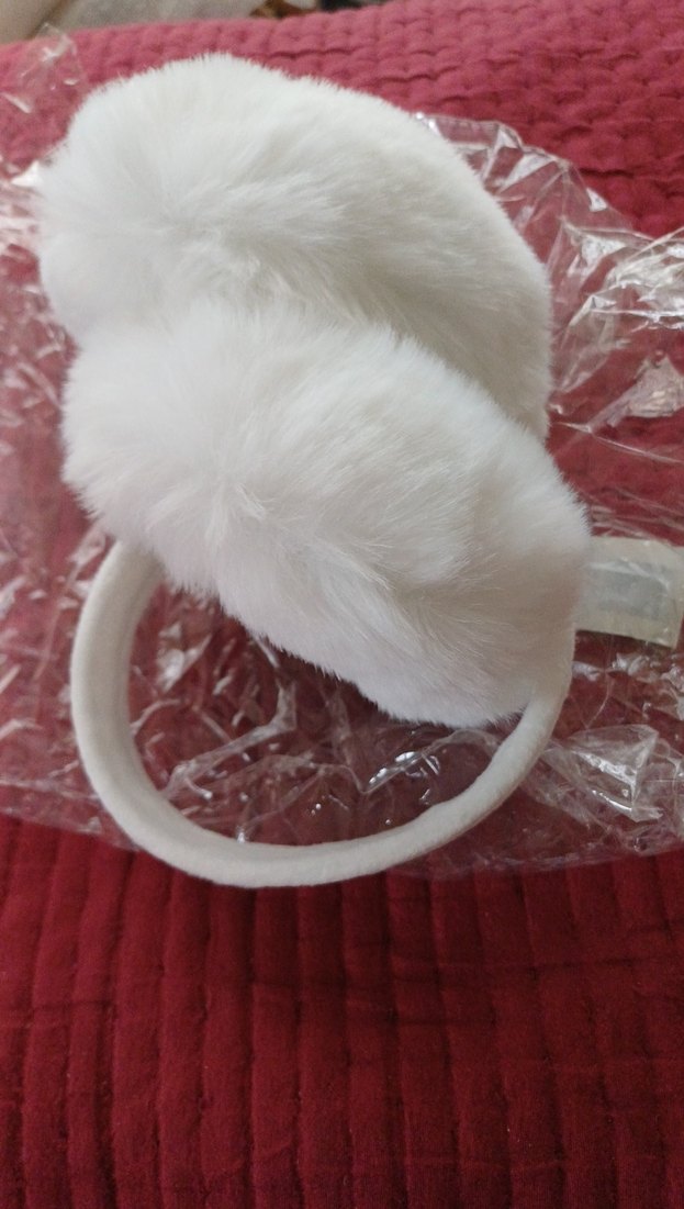 Kadın Beyaz Kürklü Kulaklık katlanir - Görsel 3