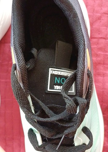 Bağcıklı Beyaz Pastel Spor Ayakkabı - Görsel 4