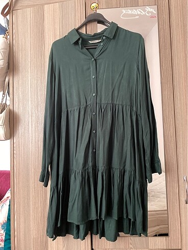 m Beden STRADIVARIUS YEŞİL GÖMLEK ELBİSE