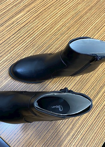 Yepyeni Bambi Kadın Siyah Topuklu Bot - Görsel 2