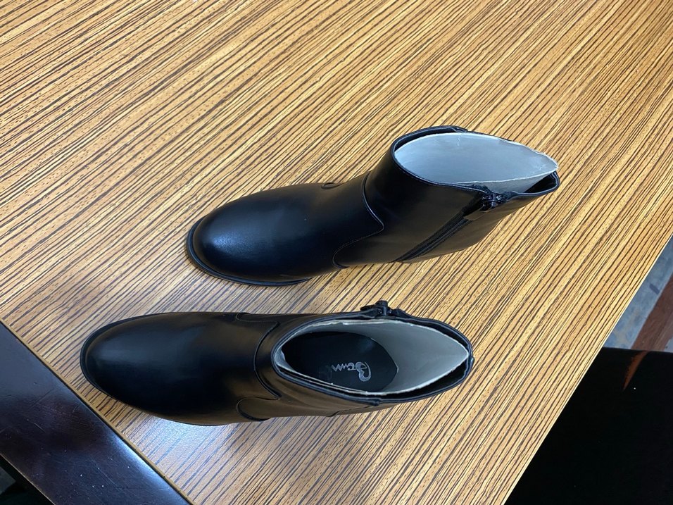 Yepyeni Bambi Kadın Siyah Topuklu Bot - Görsel 2