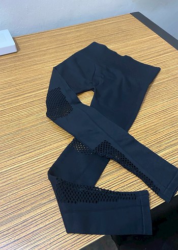 Sıfır ayarında Tayt, yanında kot hediye - Görsel 5