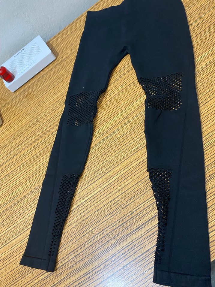 Sıfır ayarında Tayt, yanında kot hediye - Görsel 2