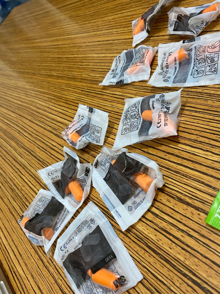 Sıfır ,18 adet (çift) 3 çeşit model (görseldekiler) kulak tıkacı - Görsel 4