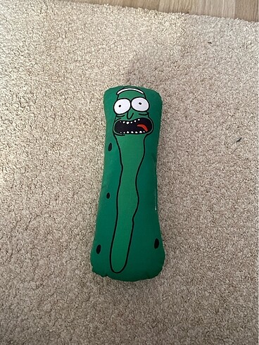 Pickle Rick yastık