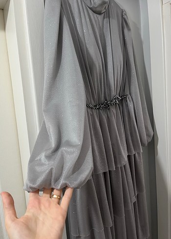 Gri Uzun Pilili Abiye Elbise - Görsel 3