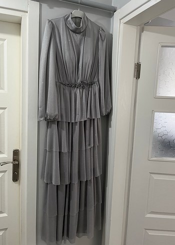 Gri Uzun Pilili Abiye Elbise - Görsel 5