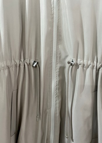 Bej Kadın Uzun Kuşaklı Trençkot - Görsel 4