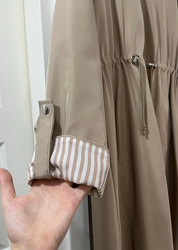 Bej Kadın Uzun Kuşaklı Trençkot - Görsel 3