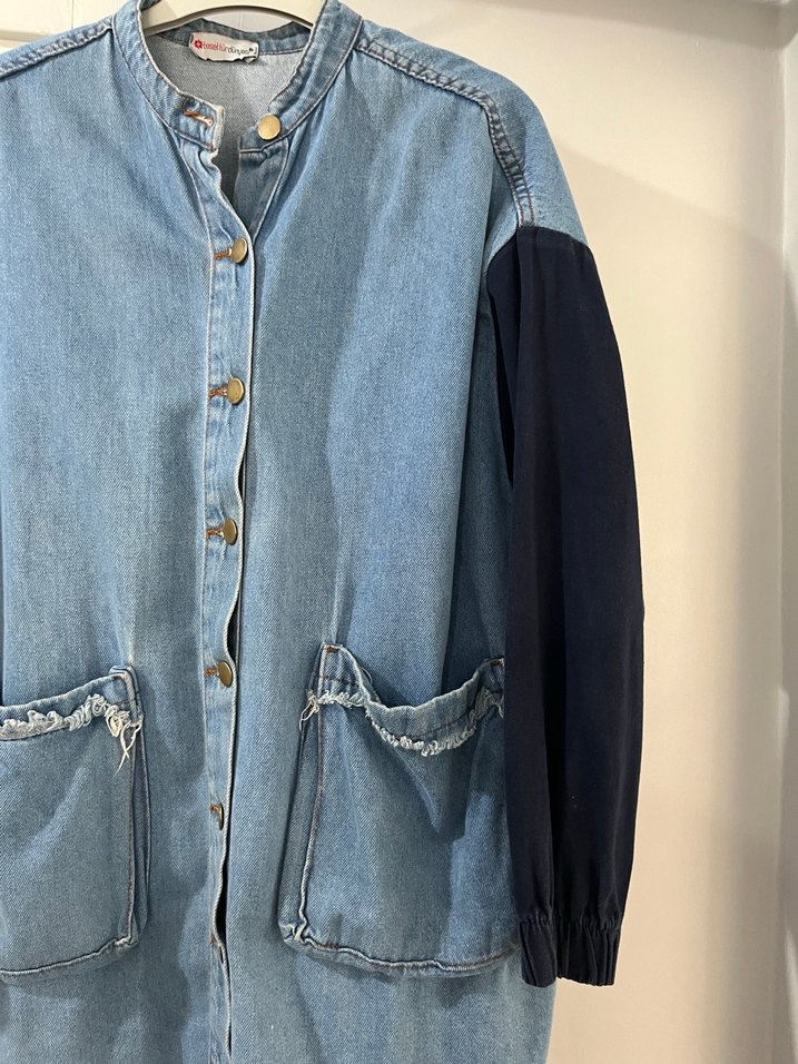 Kadın Gri Mavi Düğmeli Uzun Denim Ceket - Görsel 5