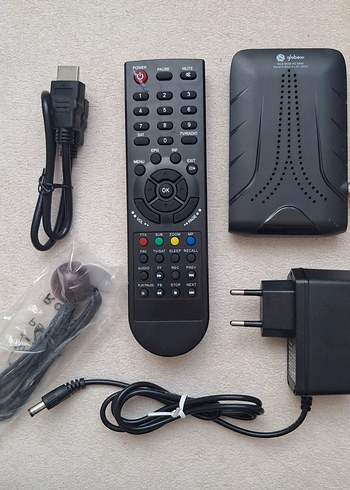 Globex Uydu Alıcısı Seti Kumanda ve Adaptörlü