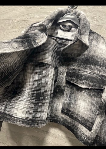 Stradivarius tüylü ceket - Görsel 3