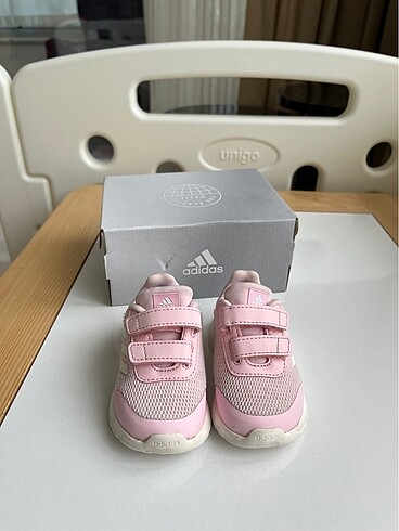 20 Beden pembe Renk Adidas spor ayakkabı