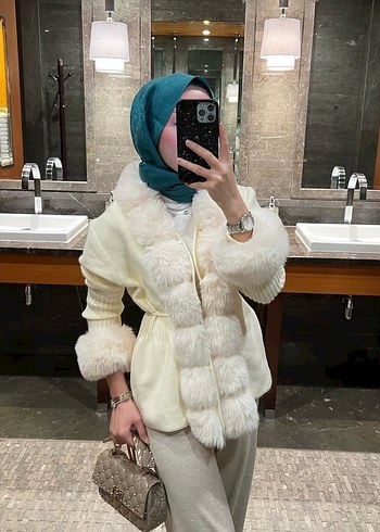 Krem kürklü Hırka - Görsel 2