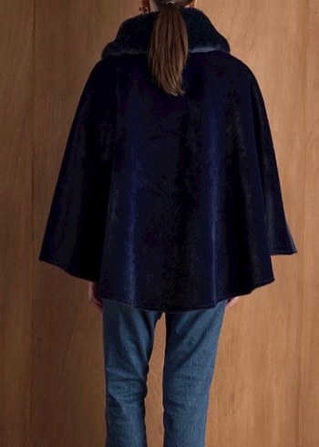 Kadın Lacivert Kürklü Yakalı Panço - Görsel 3