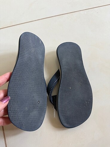 34 Beden mavi Renk Adidas erkek çocuk terlik