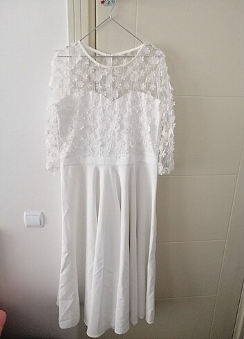 46 Beden beyaz Renk Beyaz Elbise