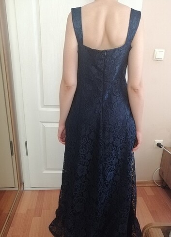 46 Beden Uzun Lacivert güpürlü elbise
