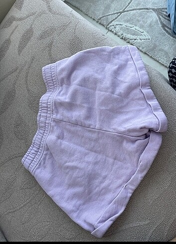 Benetton Ürünlerin hepsi kaliteli az kullanılmış