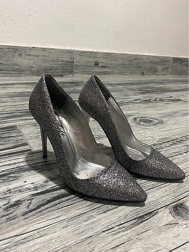 Simli stiletto