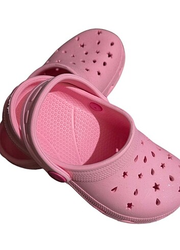 LC Waikiki Kız çocuk sandalet terlik. 25 numara. Birkaç kez kullanıldı. 