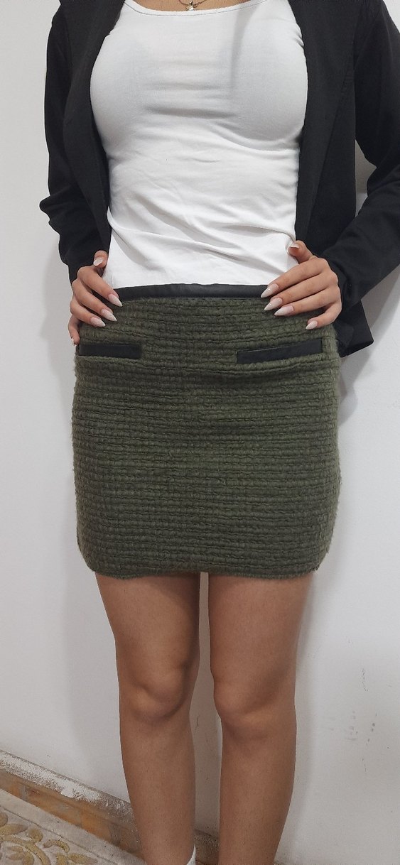 Örgü Kumaşlı Kadın Haki Mini Etek - Görsel 5