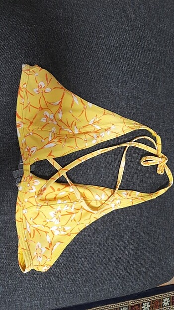 Bikini üstü
