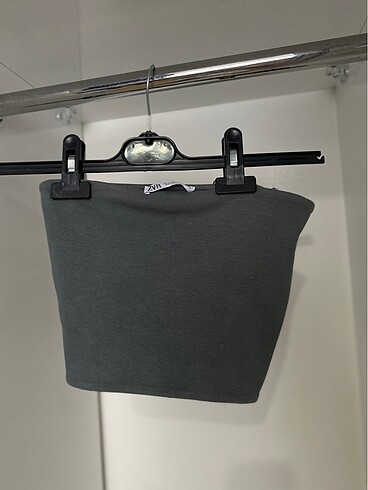 zara crop askısız