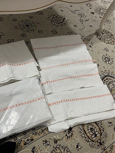 Diğer Sıfır dantelli Çeyizlik yatak takımı kısa süreliğine bu fiyata